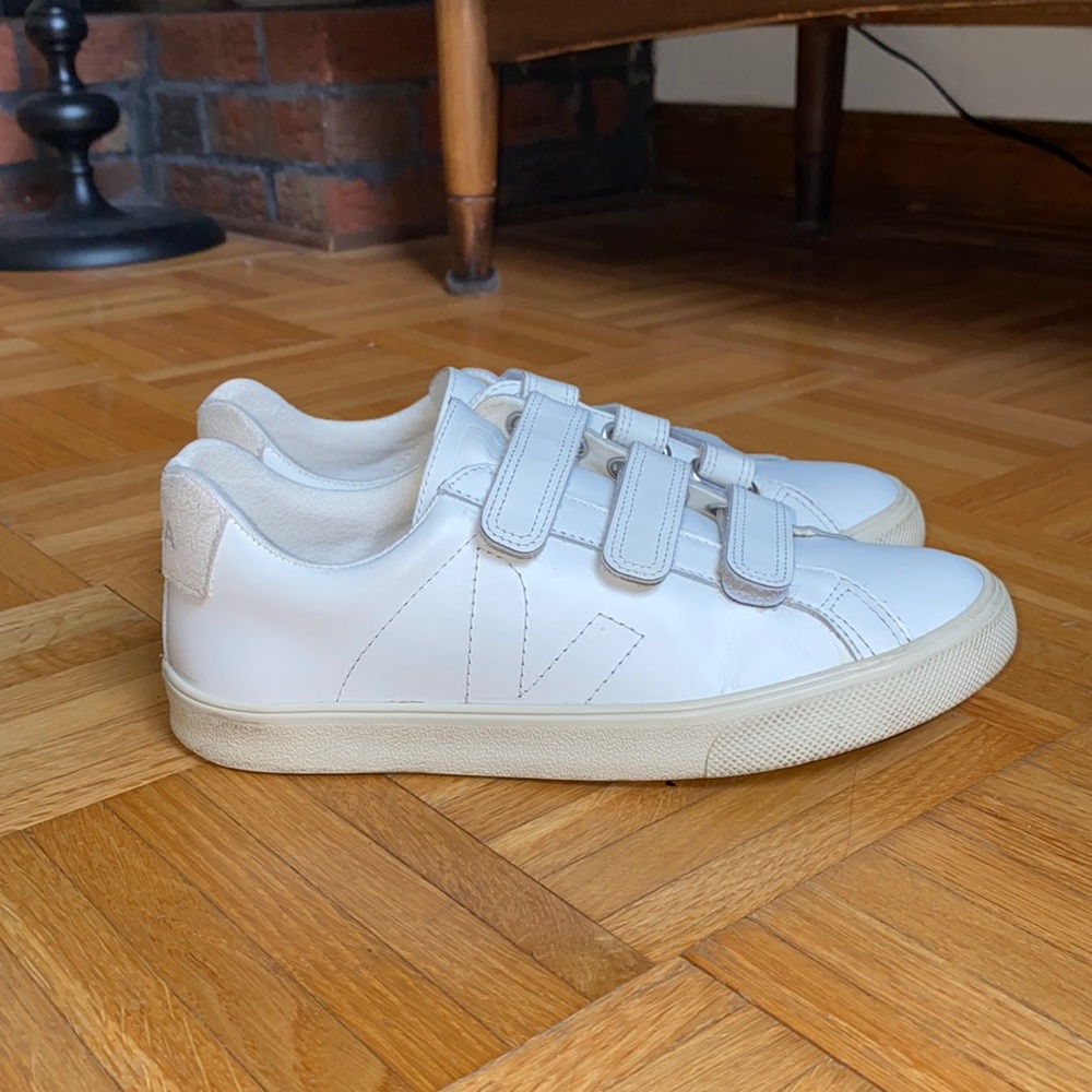 Veja Sneakers